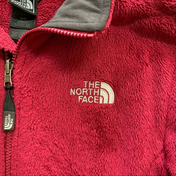 Pink fuzzy Northface - Picture 4 of 5